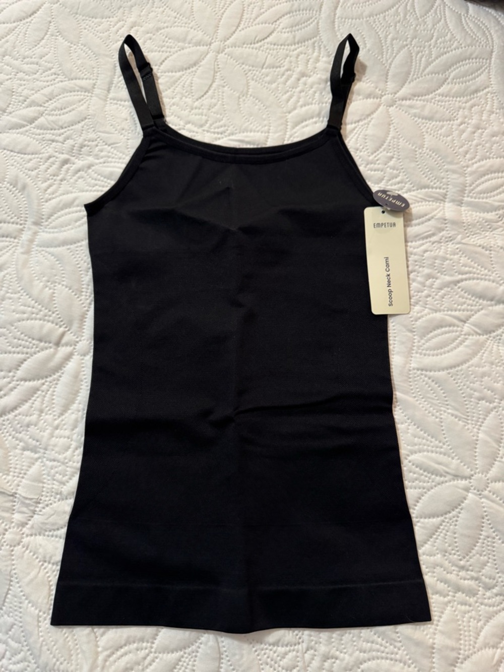 Shapermint EMPETUA Scoop Neck Cami in Black